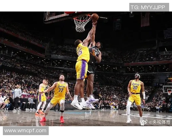 湖人对阵篮网精彩全场集锦回顾球星表现与关键时刻一网打尽
